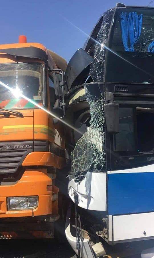 إصابة (١٩) شخصاً إثر حادث تصادم في محافظة الكرك