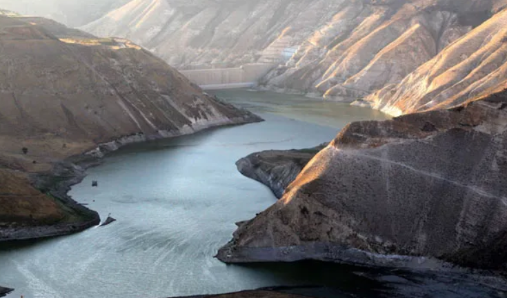 السدود المزودة لأغراض الشرب دون 50 