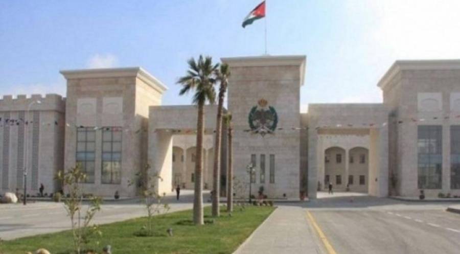 ادارة البحث الجنائي تحدد هوية السيدة التي نشرت التسجيل الصوتي الذي اثار الهلع والخوف امس وتلقي القبض عليها .