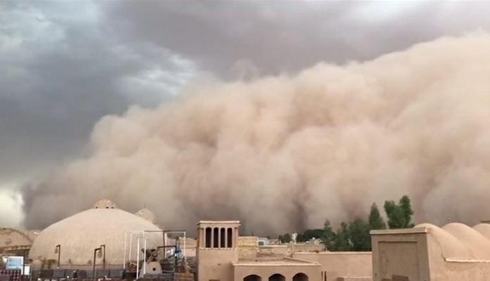 عاصفة رميله في العقبه