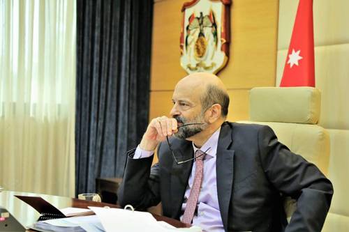 الرزاز يعلق على الهجمة في محال السوبرماركت: 3 امور على الاردنيين الانتباه لها