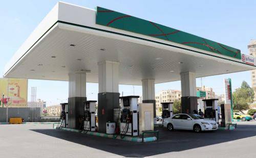 زواتي : العمل مستمر بمحطات المحروقات ومحال توزيع الغاز المنزلي