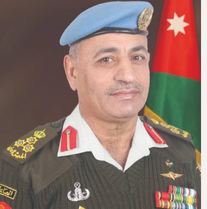 الناطق الرسمي باسم القوات المسلحة يستثنى من قرار الاغلاق المصرح لهم من الجهات المعنية