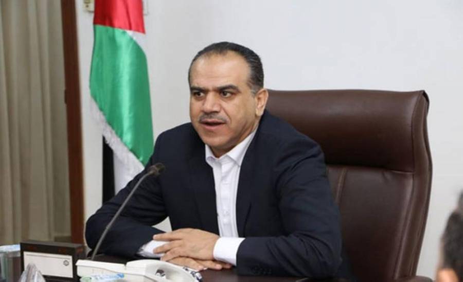 الشحاحدة ينقل مكتبه للسوق المركزي