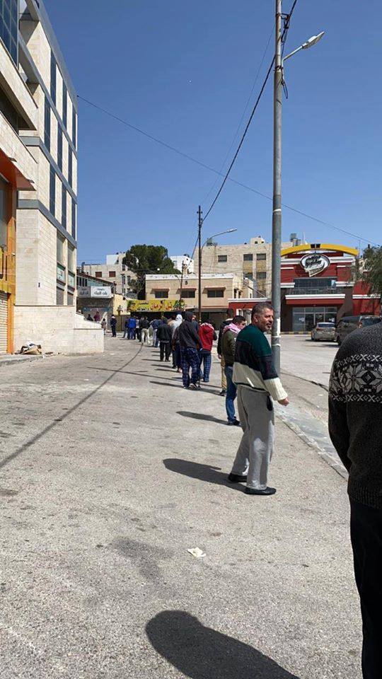 العضايلة: انضباط المواطنين يحدد سرعة البتّ في موضوع رفع حظر التجول وشاهدنا صوراً مثالية