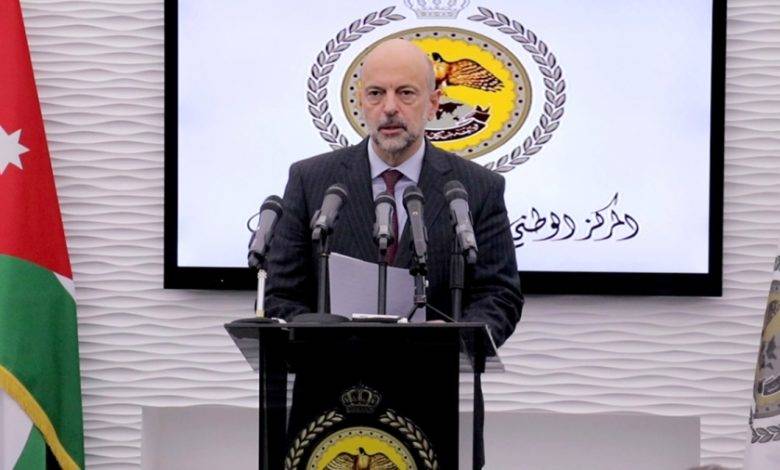 الرزاز :فتح بقالات الاحياء غداً والبيع منها مباشرة .. والخميس مراكز التسوق عبر خدمة التوصيل