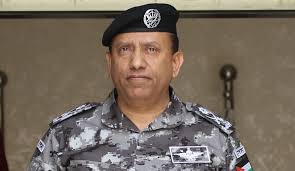 مدير الامن العام: لا تهاون في اجراءاتنا لضبط الحياة العامة والتجول يقتصر على المصرح لهم