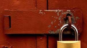 اغلاق مخبز في اربد يبيع سندويشات الفلافل