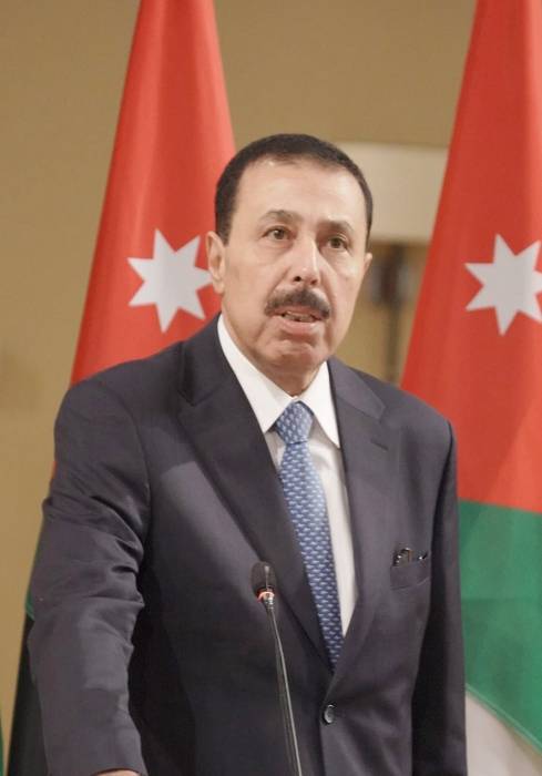 وزير التربية يعرض امام المانحين خطة الوزارة في التعليم عن بعد