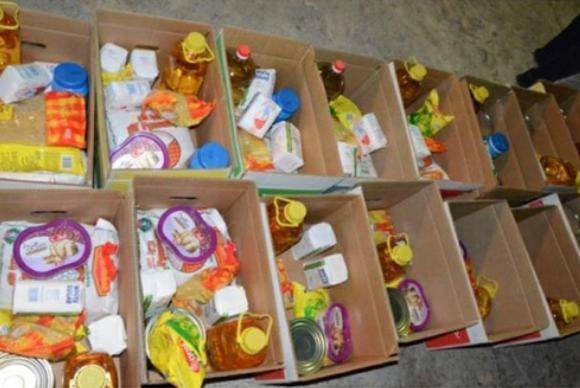 أصحاب رواتب بآلاف الدنانير يتقدمون للمنصة الالكترونية للحصول على  طرد غذائي