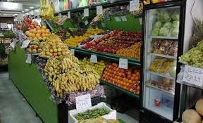 مخالفة 8 محال تجارية بالزرقاء لرفعها الأسعار