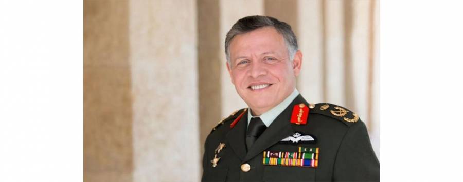 الملك: الكادر الطبي والتمريضي «خط الدفاع الأول» بمواجهة كورونا