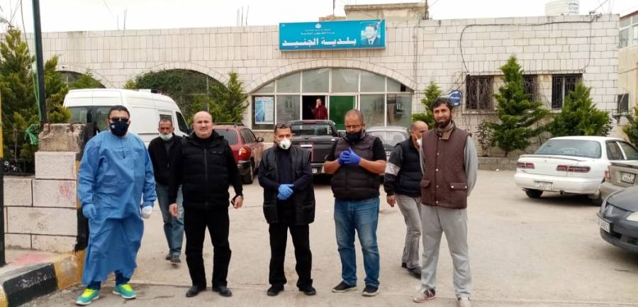 البحوث الزراعية ينفذ حملة تعقيم في عجلون