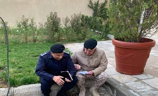 رئيس هيئة الأركان ومدير الأمن العام في حوار لمواجهة كورونا