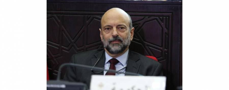 الرزاز يهنئ المسيحيين بعيد الفصح