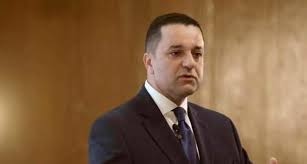 إيجاز صحفي لوزير المالية مساء هذا اليوم