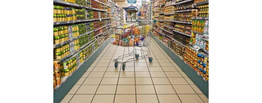 المواد الغذائية وسلع رمضان متوفرة بكميات كبيرة بالسوق المحلية