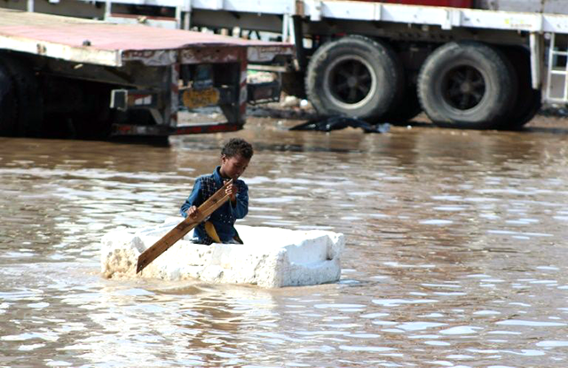 Eight killed in Yemens floodhit disaster zone of Aden