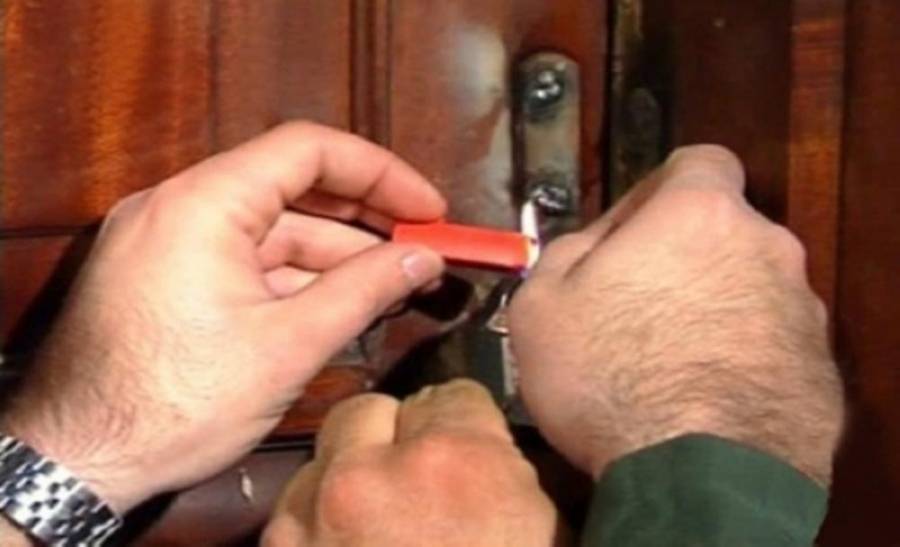 جرش : اغلاق مصنع حلويات و3 محال تجارية مخالفة