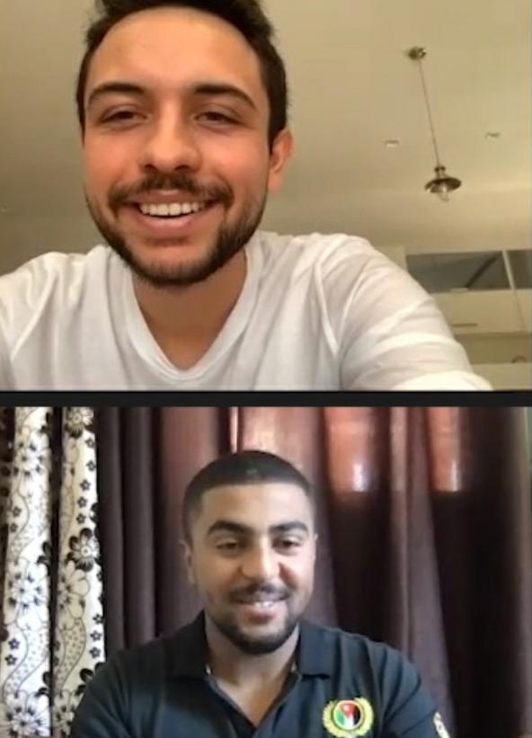 ولي العهد يشيد بدور عمال الوطن خلال أزمة كورونا عبر اتصال مرئي مع عامل الوطن أحمد النصيرات