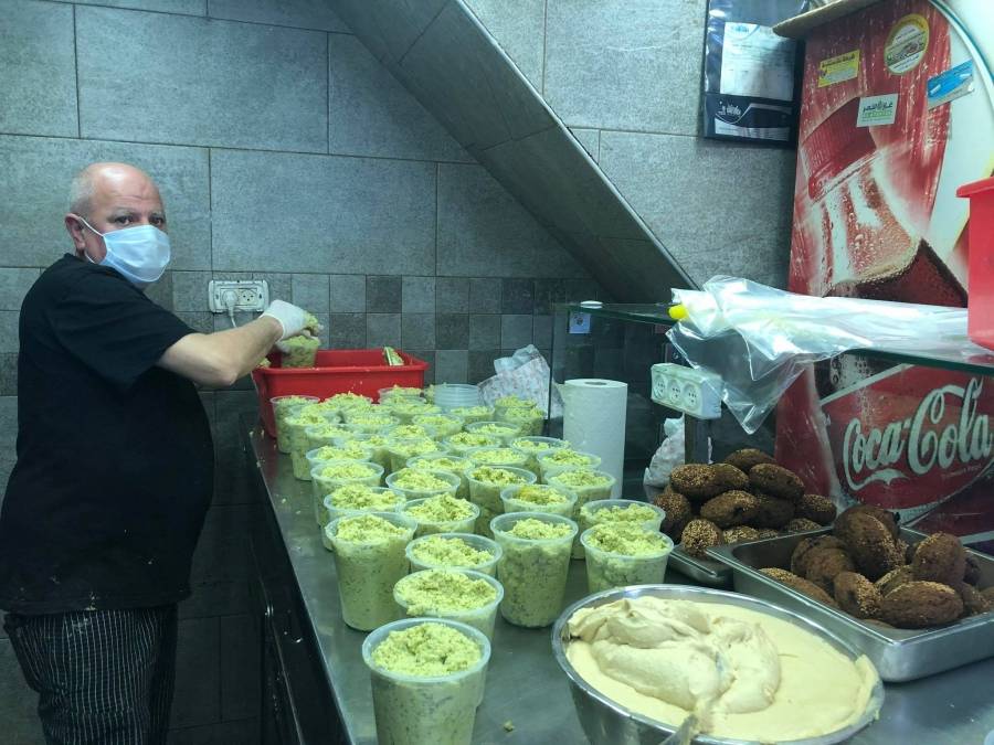 حمادة: قطاع المطاعم والحلويات بدأ بالتعافي بعد استئناف العمل