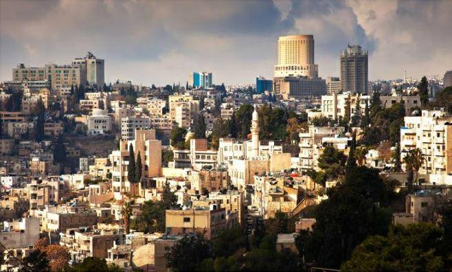 المملكة تتأثر بكتلة هوائية جافة وحارة والارصاد الجوية تحذر ...تفاصيل