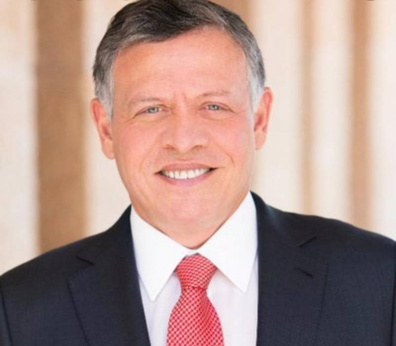 الرزاز: نقف صفاً واحداً، حكومة وشعباً، خلف قيادتنا الهاشميّة الحكيمة