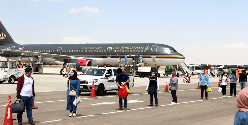 10 flights carrying Jordanian students, citizens arrived on Friday and Saturday