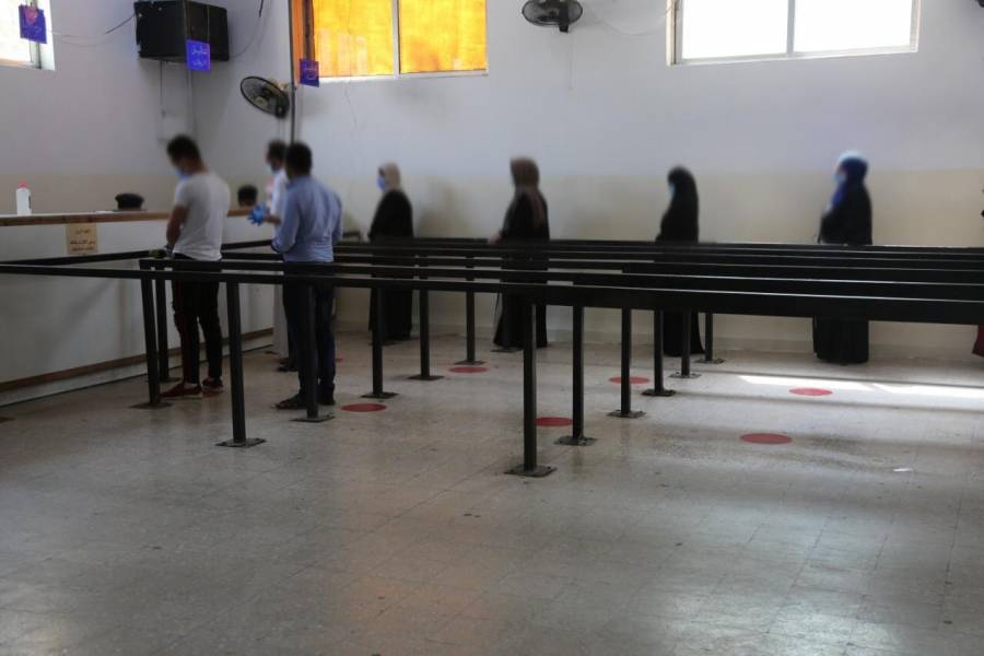 ٣٢٠٢ من الزيارات لنزلاء مراكز الاصلاح والتأهيل في اول يوم من ايام الزيارة بعد اعادة فتح ابواب الزيارة .