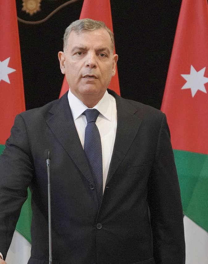 وزير الصحة يتفقد مشروع التوسعة بمستشفى الأمير حمزة