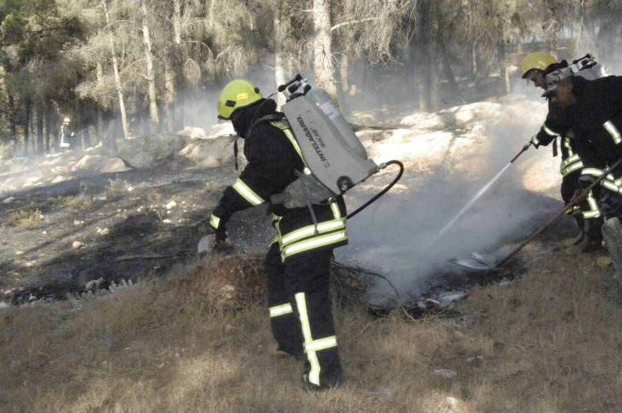 الدفاع المدني  يتعامل مع ٢٤٠ حريق خلال ال ٢٤ ساعة الماضية ويؤكد على سُبل الوقاية للحد من حرائق الغابات والاعشاب الجافة