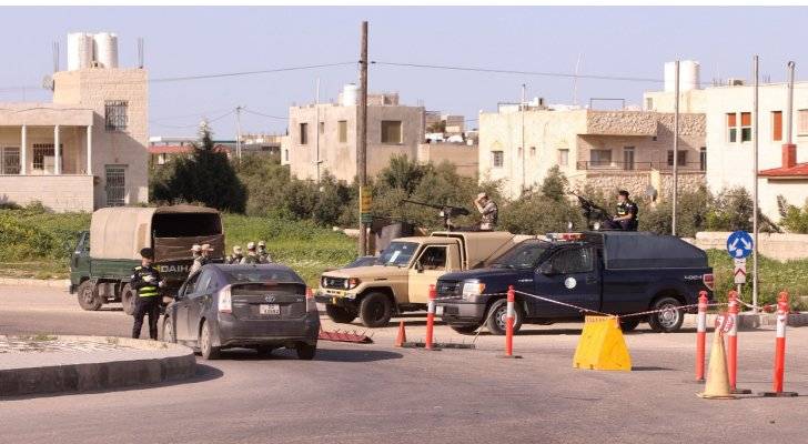 رفع العزل عن بناية في بلدة البويضة بمحافظة إربد