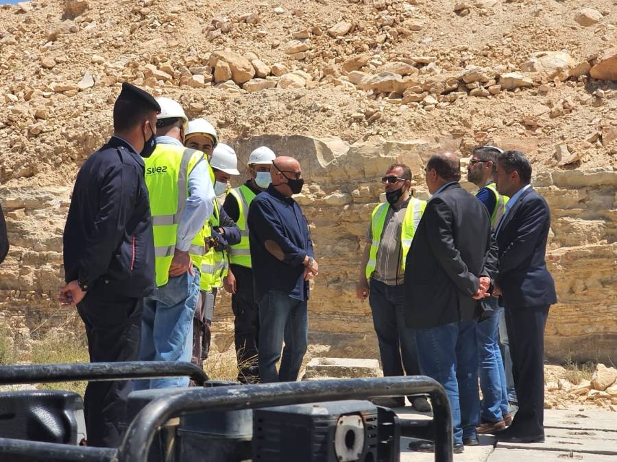 ابو السعود يشرف على اصلاح الديسي ويدعو لإجراءات رادعة لكل من يعتدي على مصادر المياه