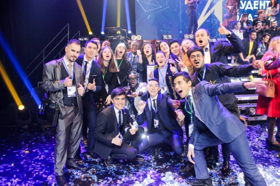 الدرابسه يكتب برامج جديدة لريادة أعمال الشباب