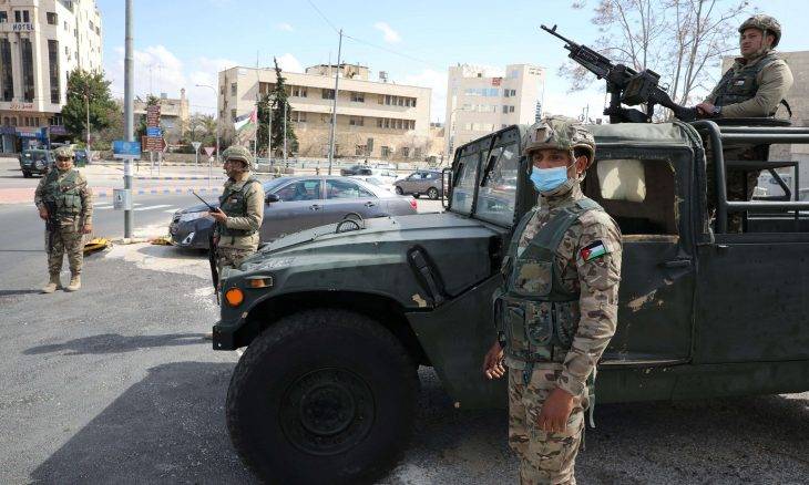 محافظ الزرقاء :فك العزل الجزئي عن اجزاء من منطقتي الهاشمية وبيرين