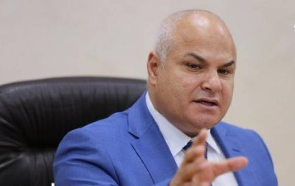 البكار: إدارة الأزمة حكمتها العاطفة وليس العقل