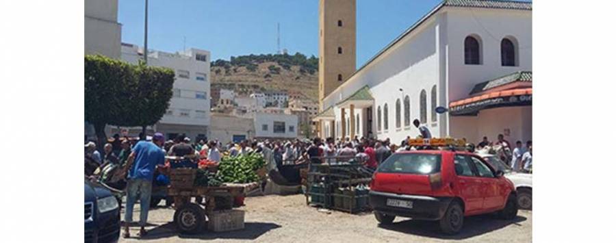 عاجل :منع الباعة المتجولين من التواجد امام المساجد الجمعة