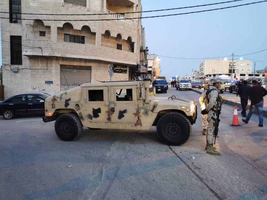 رفع العزل عن حي ومنزل في المفرق