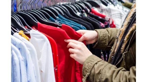 تجار ومستوردون: تجارة الالبسة والاحذية تواجه خطر الركود