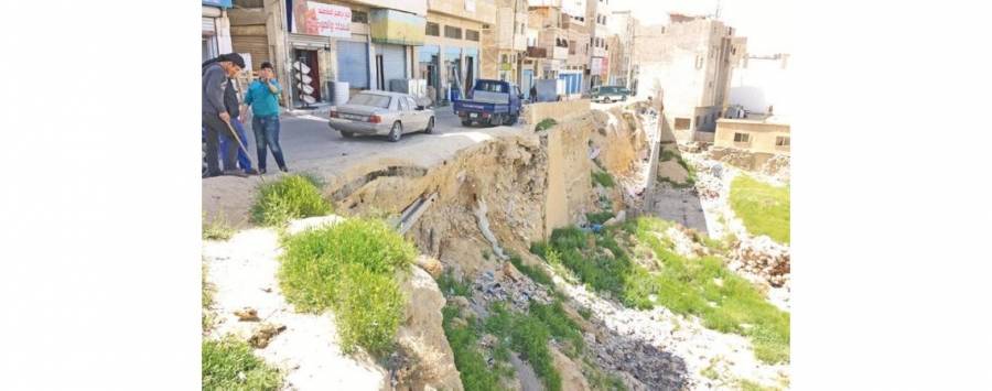 المباشرة بإنشاء جدار استنادي في الطفيلة بكلفة 100الف دينار