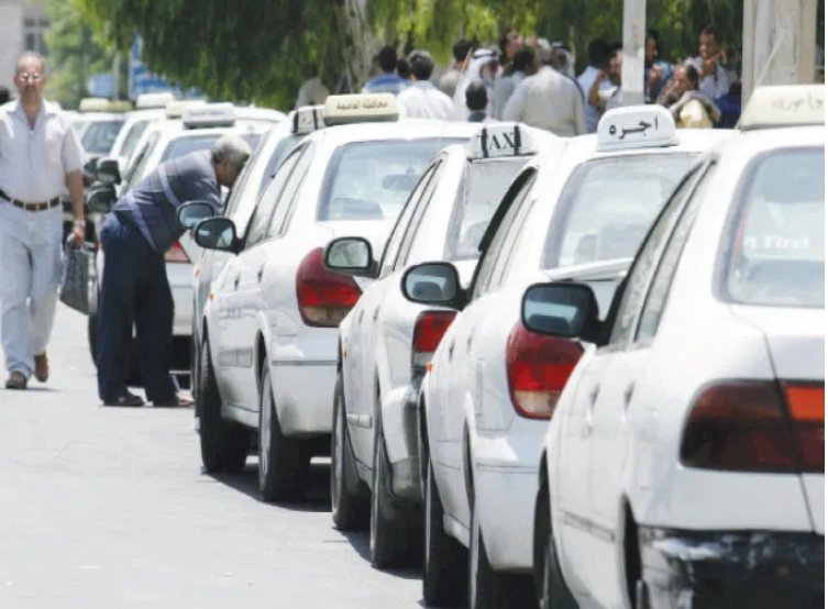 مطالبات برفع أجرة السرفيس.. تفاصيل