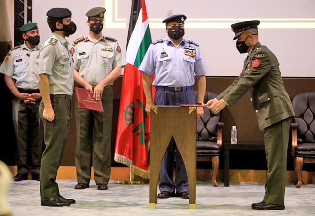 Crown Prince attends graduation at Royal Jordanian Command and Staff College