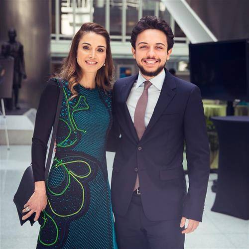 الملكة لولي العهد: ندعو لك في كل خطوة