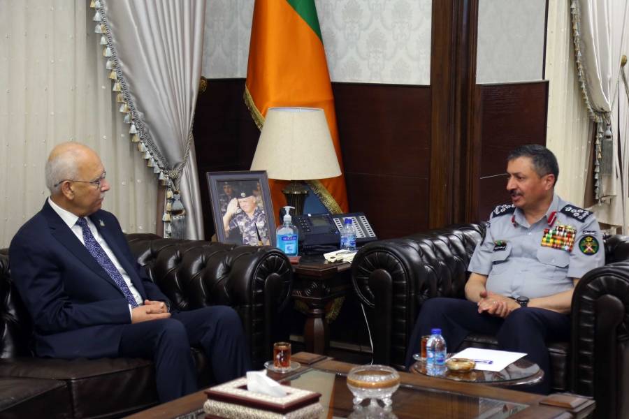 المهندسين تلتقي مدير الدفاع المدني في مديرية الأمن العام... صور