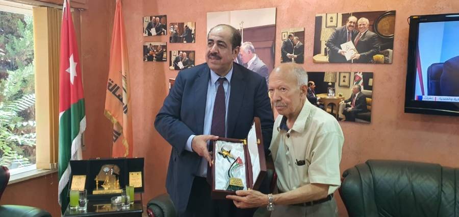 قشوع ، يشييد فى العلاقات التاريخيه المغربيه ويؤكد على عمق العلاقه التى تجمع الشعبين فى ظل الرايه الهاشميه ،