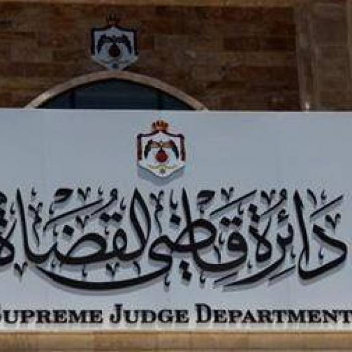 مطالب بزيادة نفقات الزوجة والأولاد بالمحاكم الشرعية