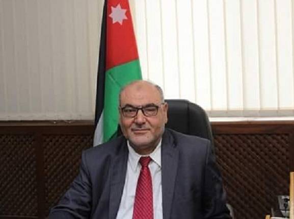 رئيس الجامعة الهاشمية يلغي صرف المكافآت لرئيس واعضاء لجنة ادارة البرامج .. وثيقة