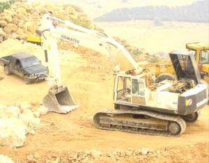 مطالب بتشريعات تجبر أصحاب المقالع على دفع رسوم لتطوير البنية التحتية