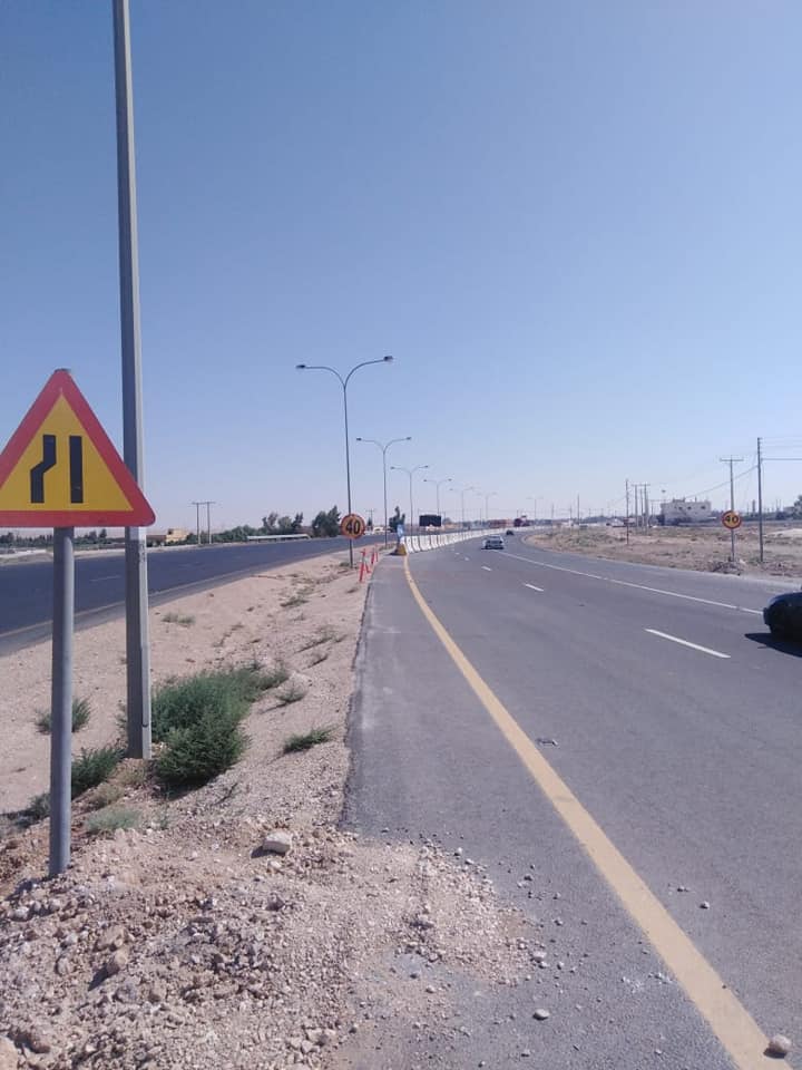 تحويلة جديدة على الطريق الصحراوي (صور)