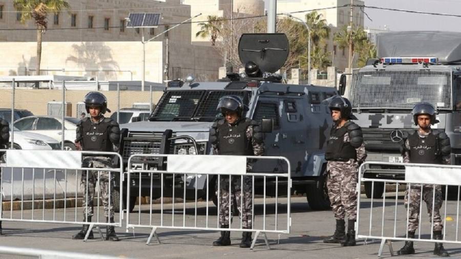 الحكومة: لا مشكلة في تقليل ساعات الحظر اللليلي